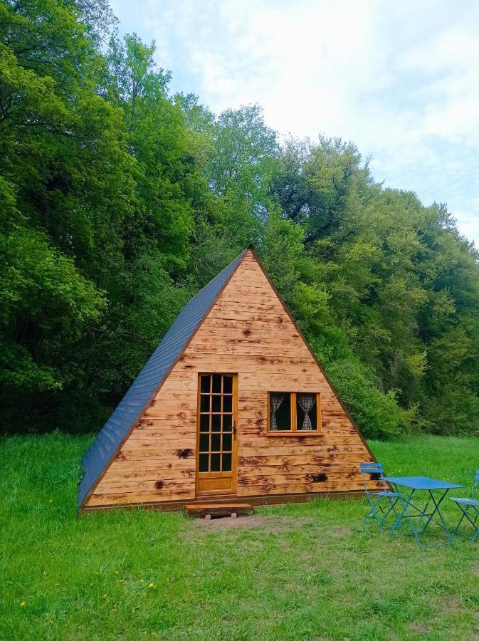 Chez Tombivouac Pierrefonds Exterior foto