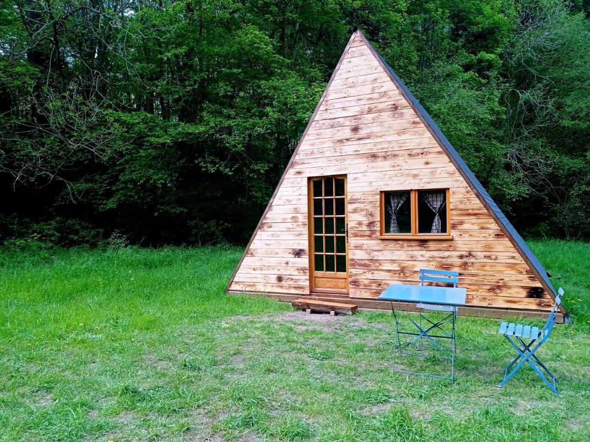 Chez Tombivouac Pierrefonds Exterior foto